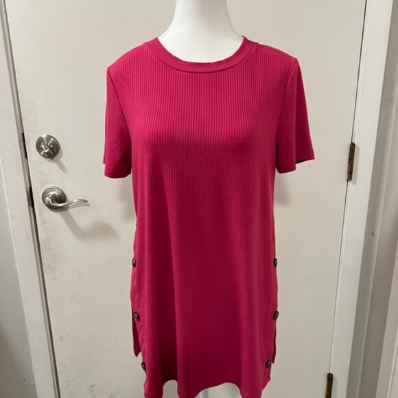 Shein Pink Crew Neck Short Sleeve Tunic Top Button Accent Side Slit Top Sz Large - Picture 4 of 12